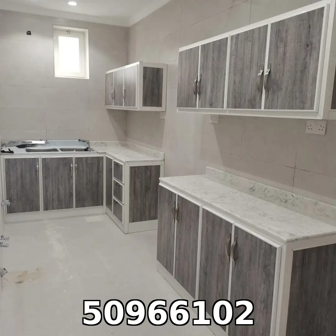 مطابخ ألمنيوم الكويت: كيف تختار تصميمًا عمليًا يدوم مع حرارة الجو والرطوبة؟