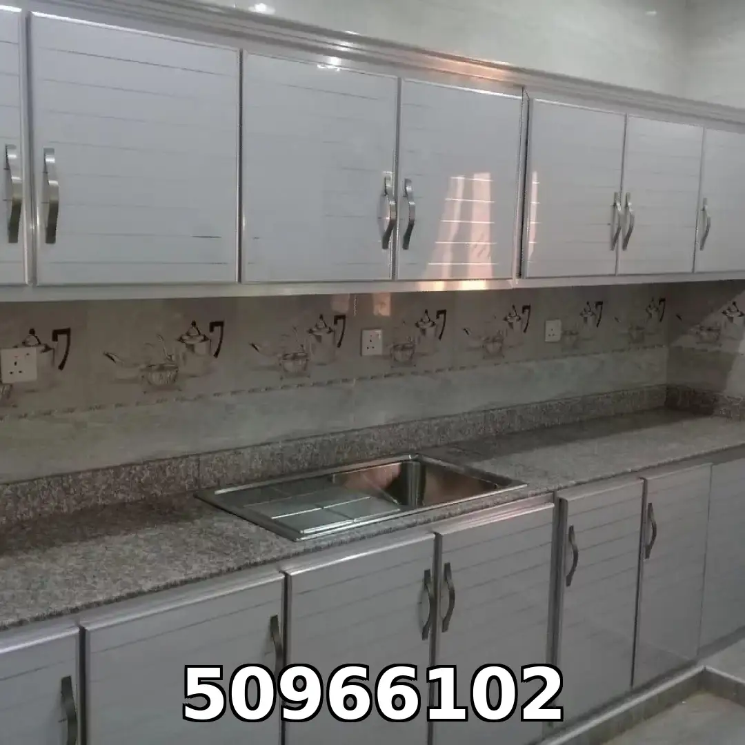 مطابخ المنيوم حسب الطلب: كيف تحصل على تصميم يناسب حياتك وليس مجرد مساحة